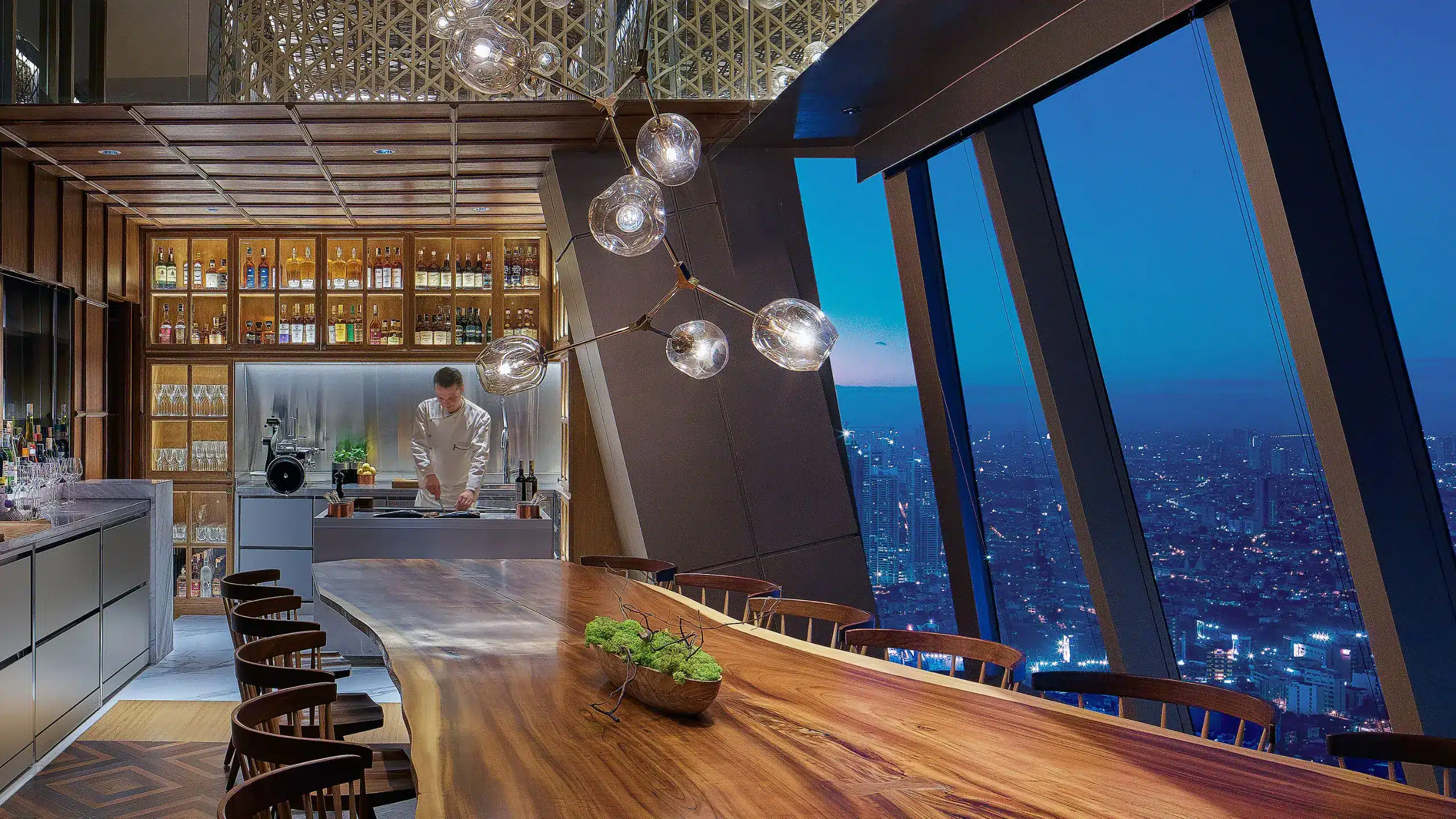 10 Rooftop Restaurants and Bars in Metro Manila for Your Next Night Out