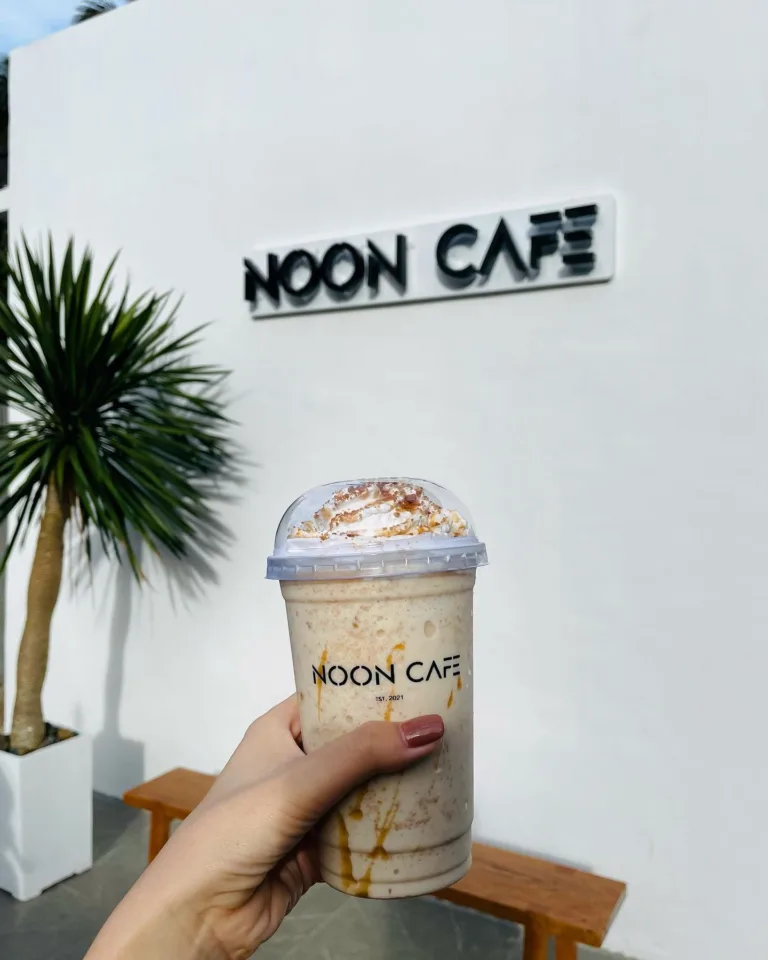 Noon Cafe