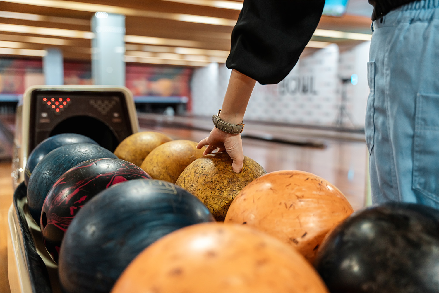 Strike! 5 Bowling Alleys in Metro Manila For Indoor Enjoyment