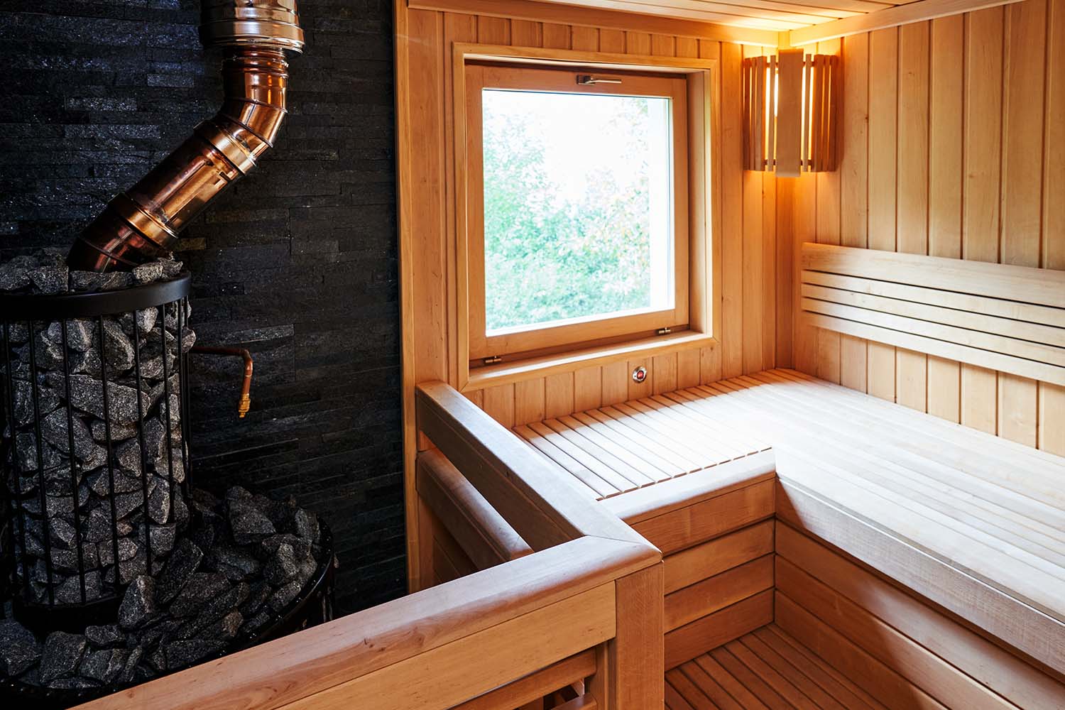 Sit and Sweat: 7 Sauna Health Benefits