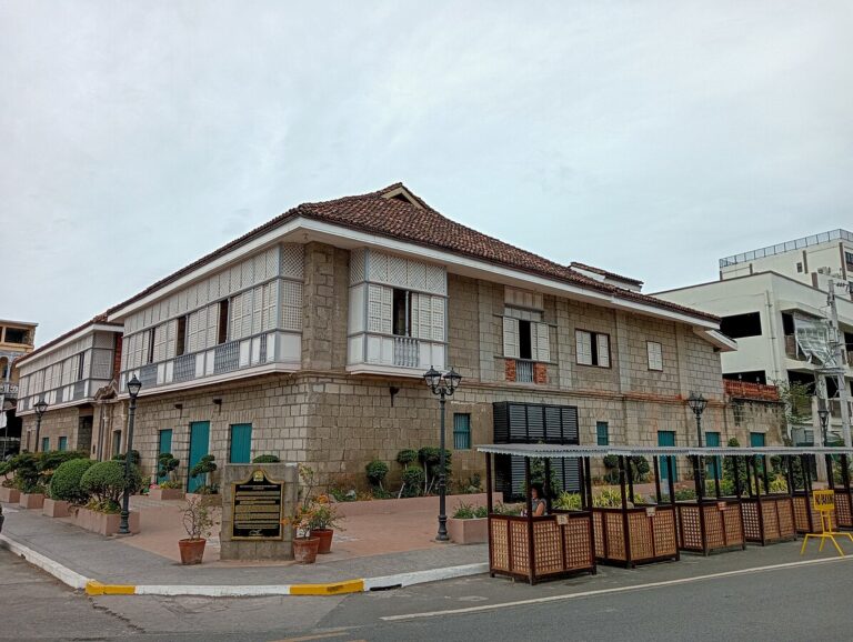 Alberto_Mansion_Binan_Laguna_February