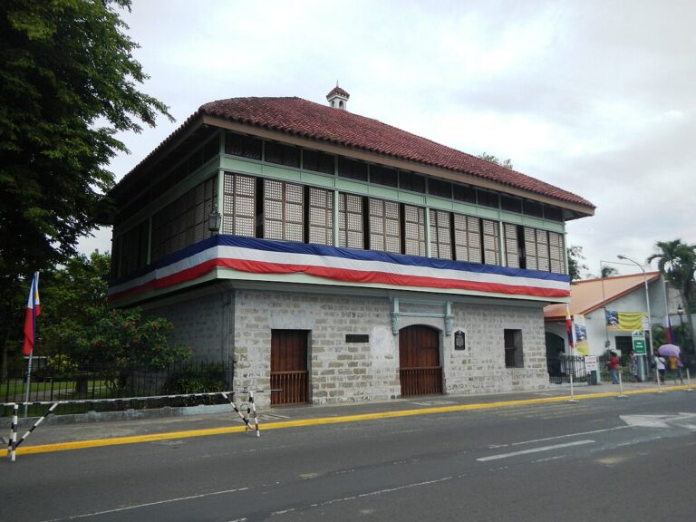 Bahay ni Dr. Jose Rizal (Museo ni Rizal)