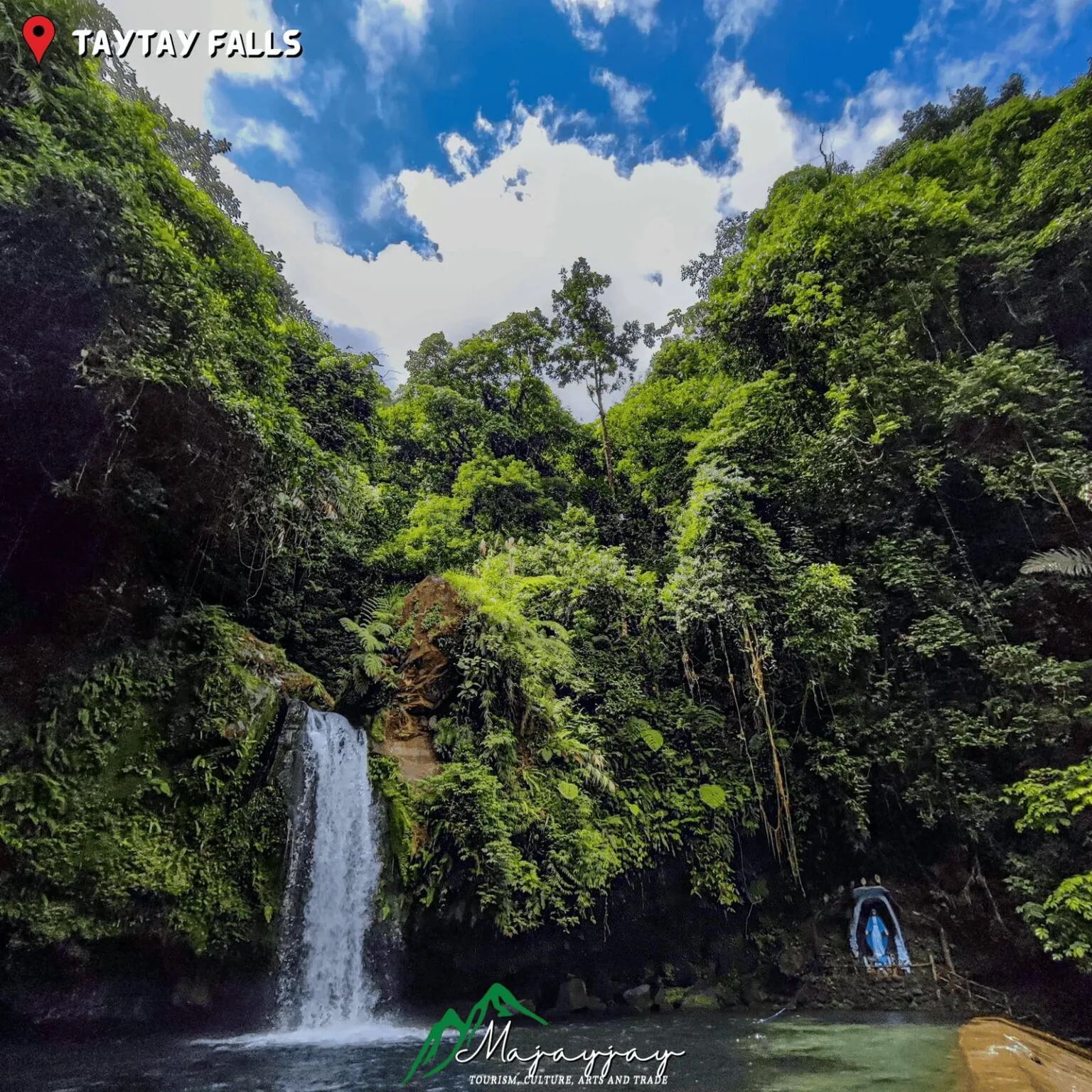 Swimming at Taytay Falls