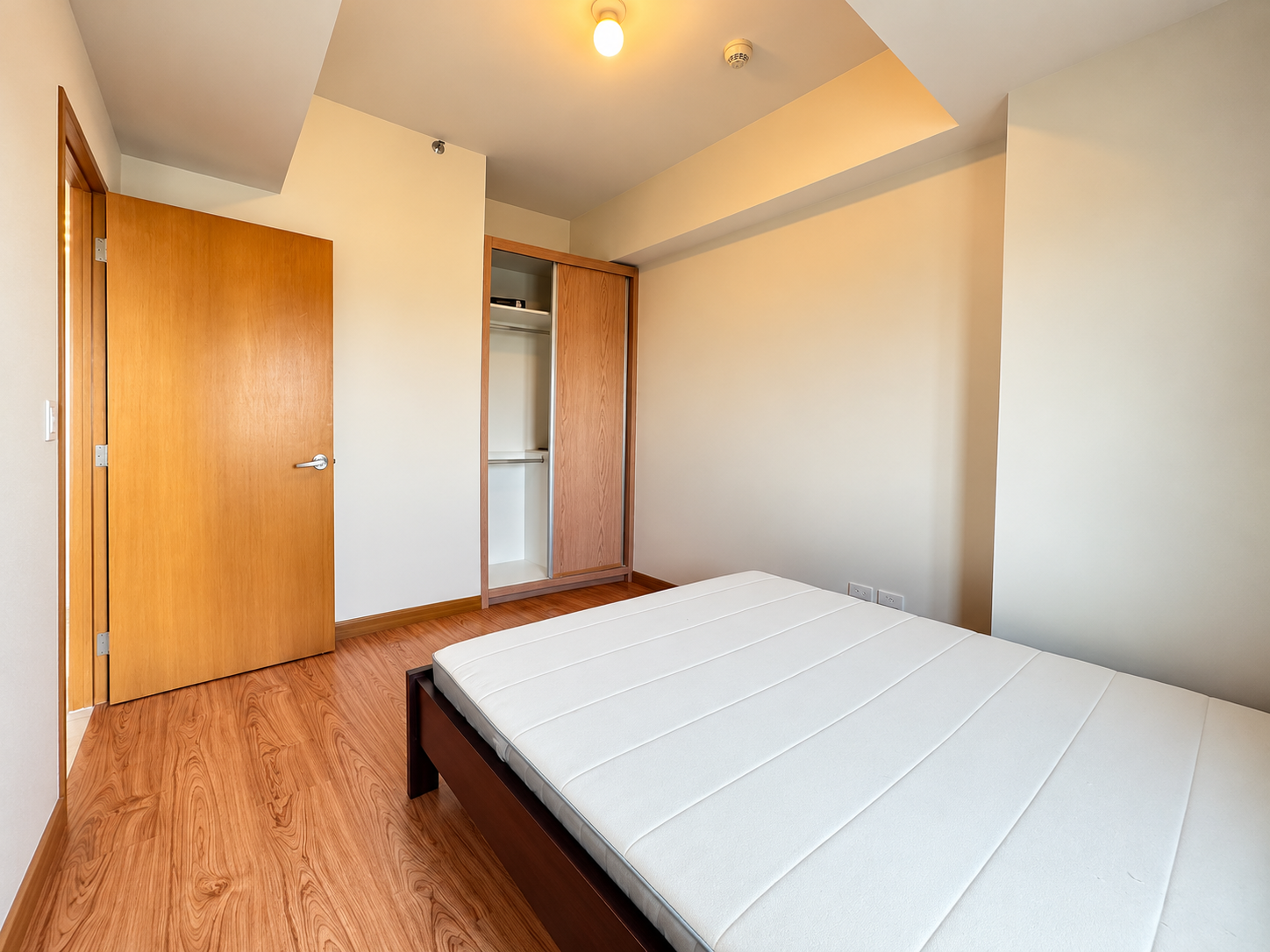 Minimal Warm-Toned Bedroom Interior