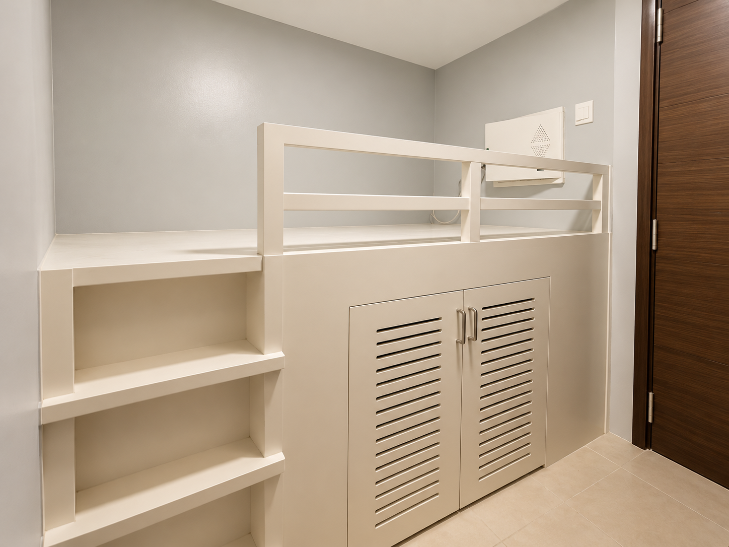Minimalist Built-In Storage Nook