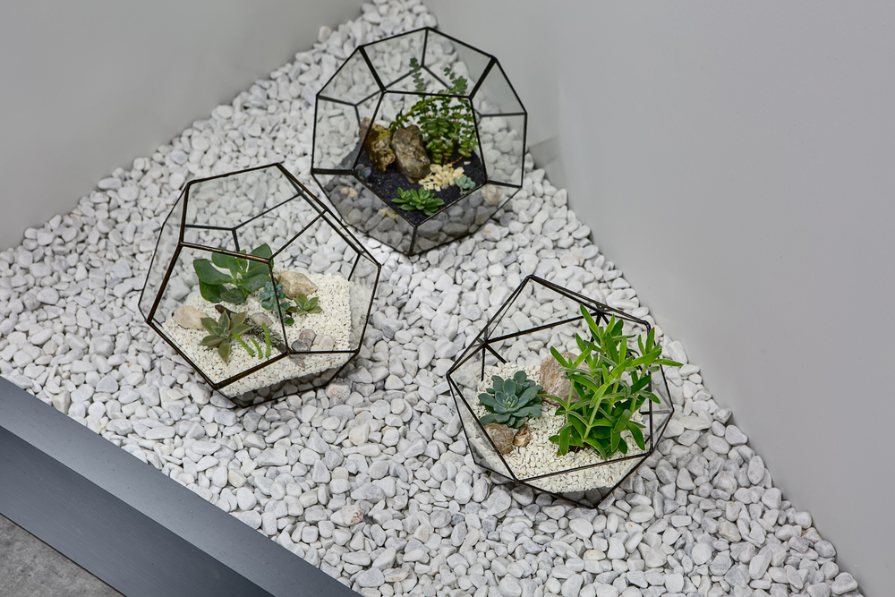 Three,Glass,Vases,With,Metallic,Frames.,The,Vases,Are,Standing