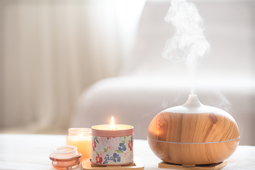 Modern,Oil,Aroma,Diffuser,In,The,Living,Room,On,The
