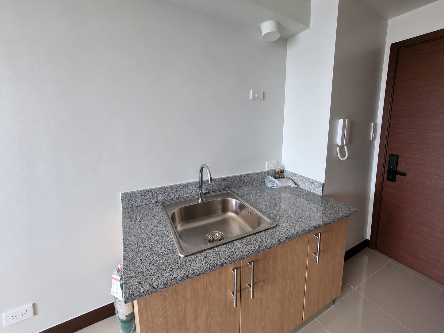 Modern Apartment Kitchenette Sink Area