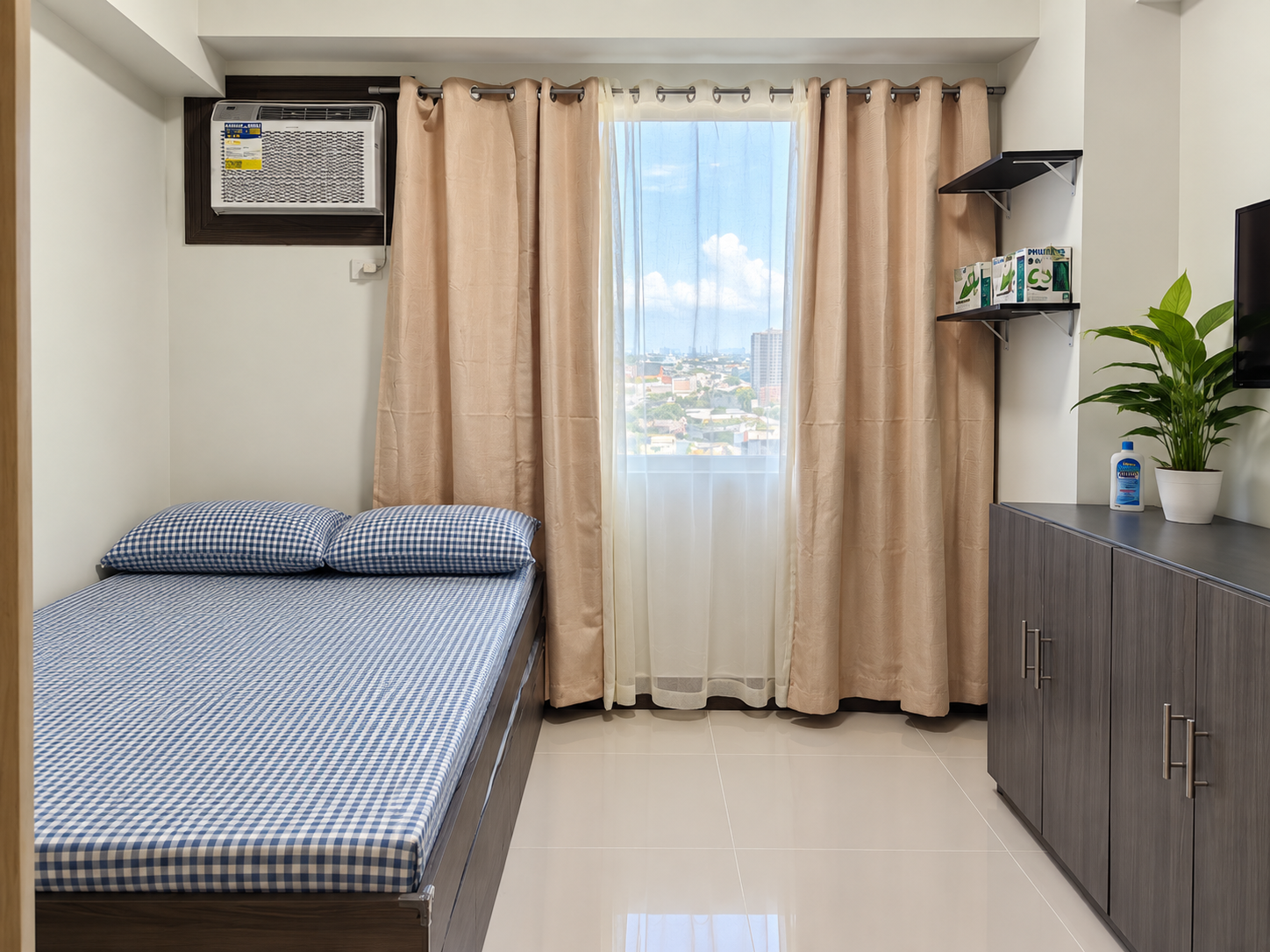 Modern Bedroom with City View