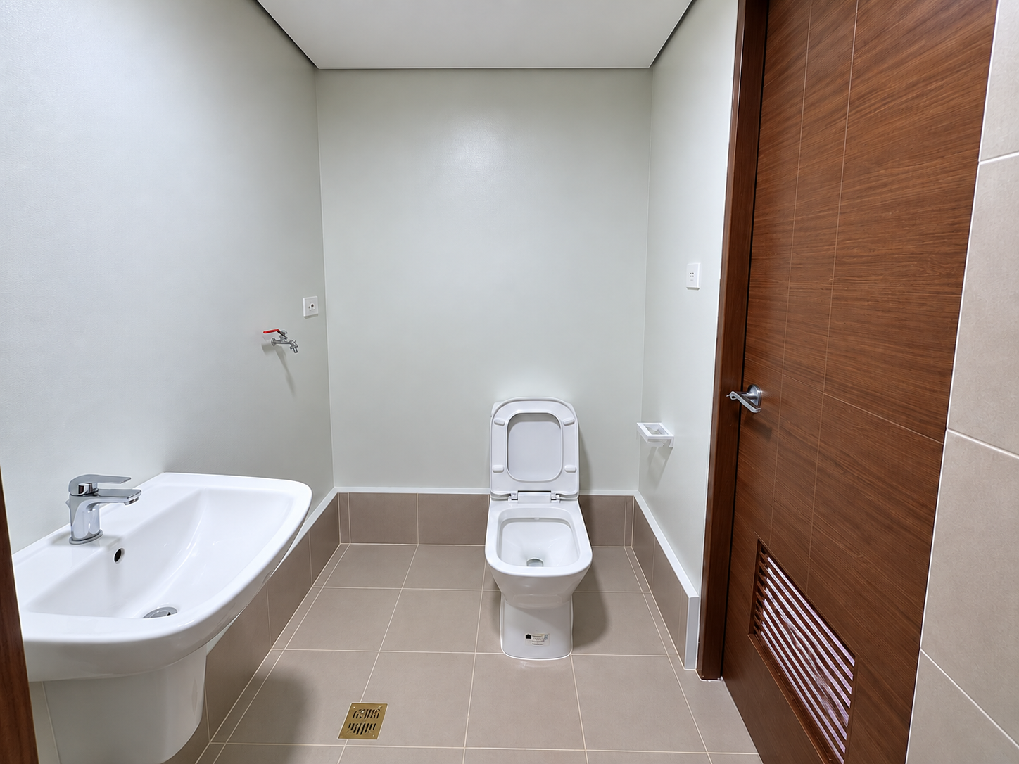 Modern Beige-Tiled Bathroom Interior