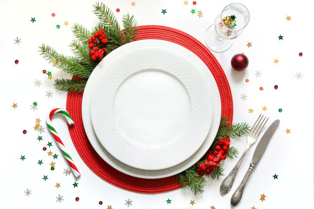 christmas-themed basic table setting