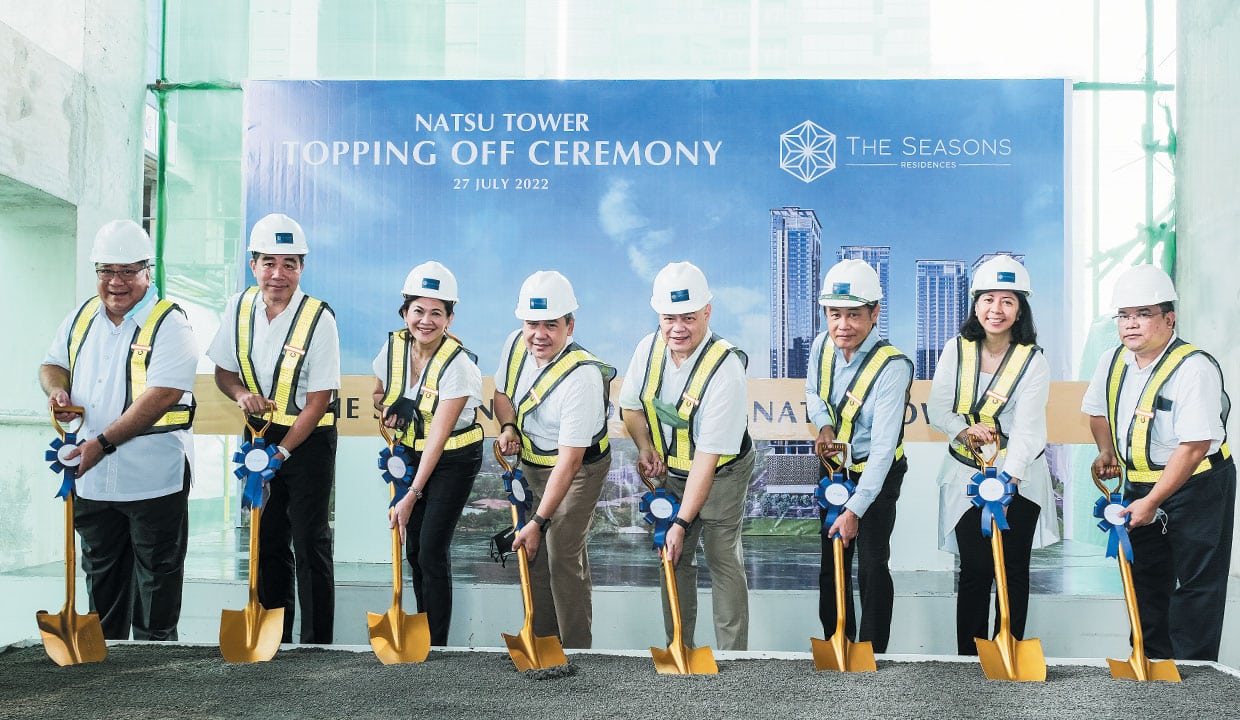Topping off ceremony of Natsu Tower