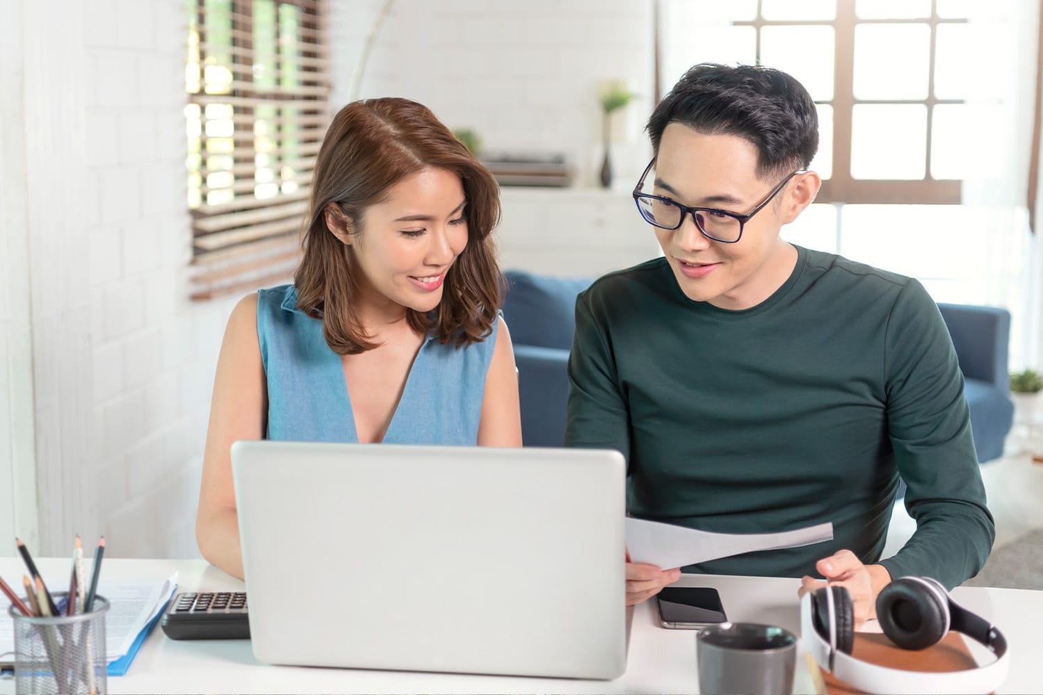 couple looking at laptop